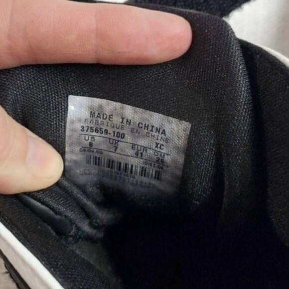 Nike Max Air Rise Sz. 8 High‎ Top Basketball Shoe - Picture 6 of 6